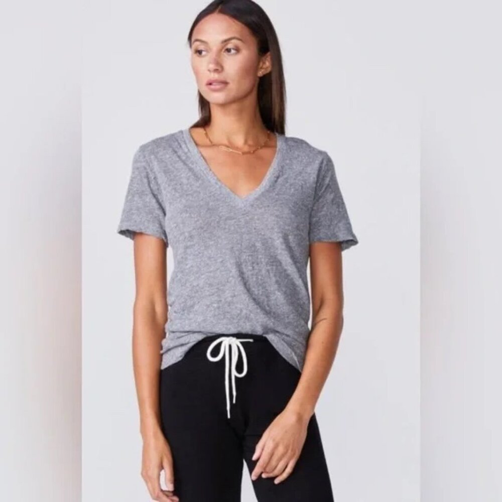 NWT | Monrow V Neck Heather Gray Granite Fitted Short Sleeve T-Shirt Large